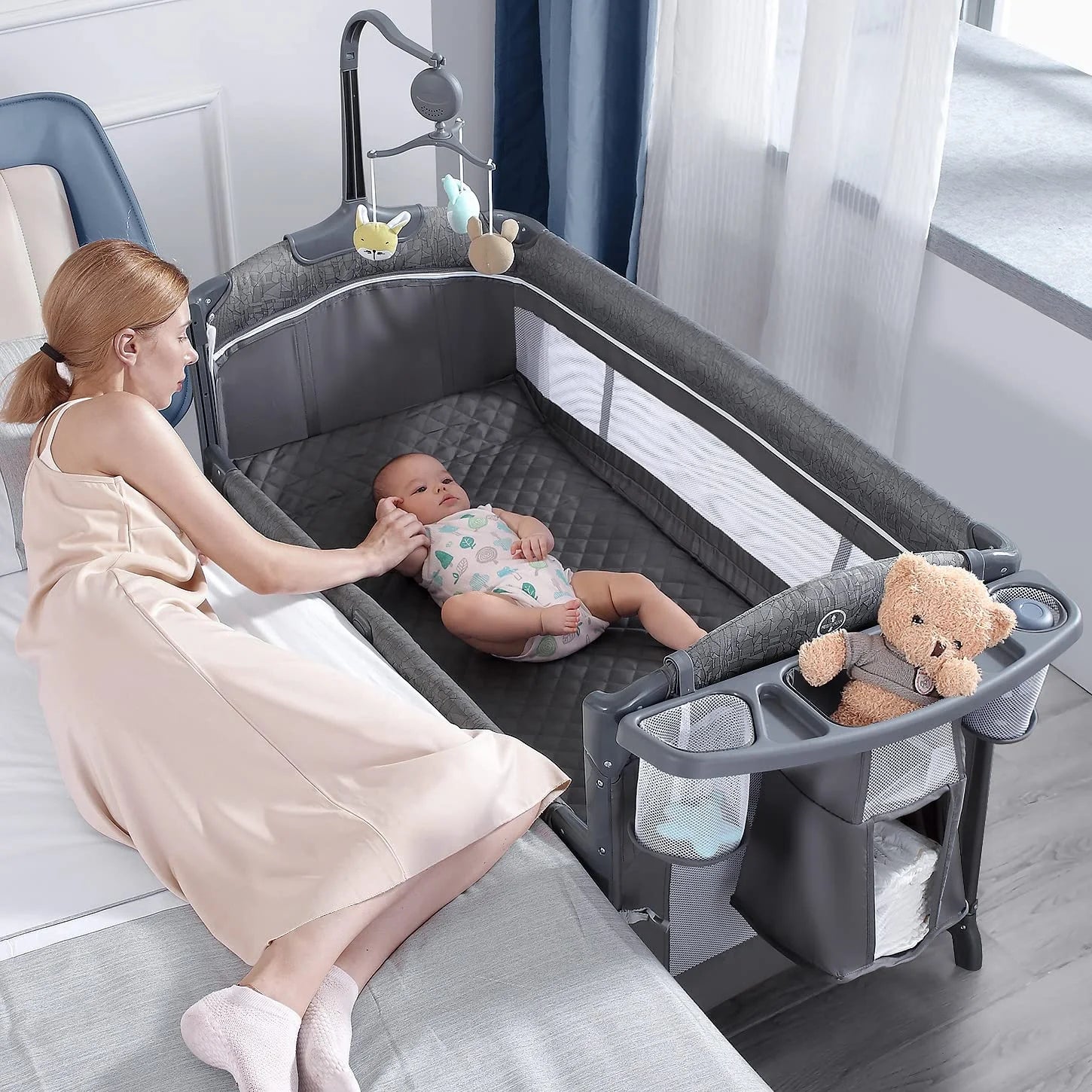 Baby Products Baby Diaper Cheap Wholesale Available Have Stock Crib Bed Bed Game Bed Diaper Table Replacement Station with Music