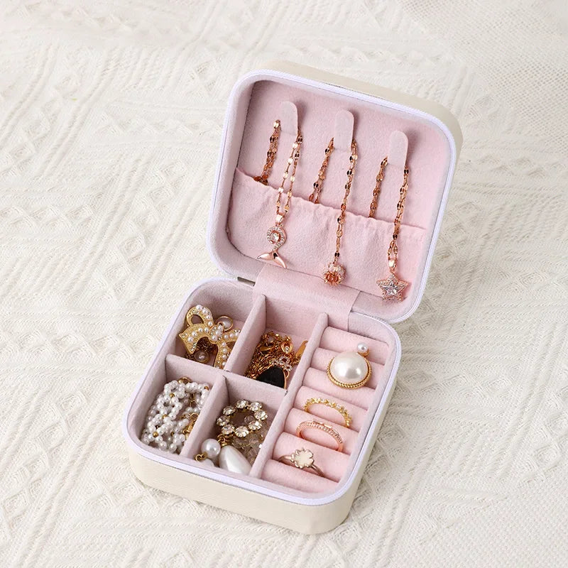 Portable Jewelry Box Jewelry Organizer Display Travel Jewelry Case Boxes Jewelry Leather Storage Zipper Jewelers Jewelry Box