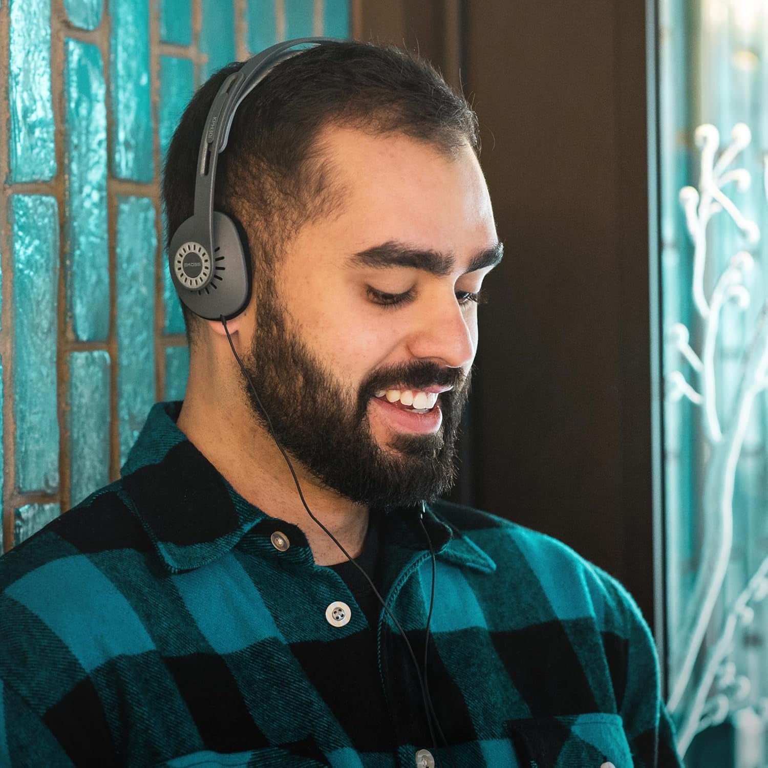 Kph30Ik Retro Style On-Ear Headphones, In-Line Microphone and Touch Remote Control, D-Profile Design, Wired with 3.5Mm Plug, Dark Grey and Black